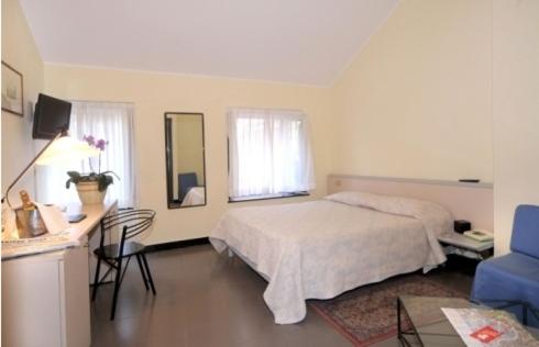 Hotel Mediterranee : photo 4 de la chambre chambre simple