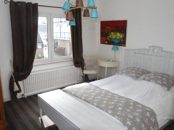 Hotel Le Suroit : photo 1 de la chambre chambre quadruple - vue sur mer