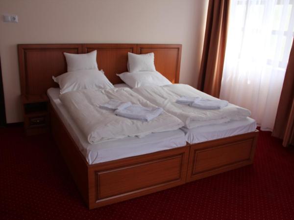 Karikas Hotel : photo 3 de la chambre chambre double ou lits jumeaux standard avec balcon