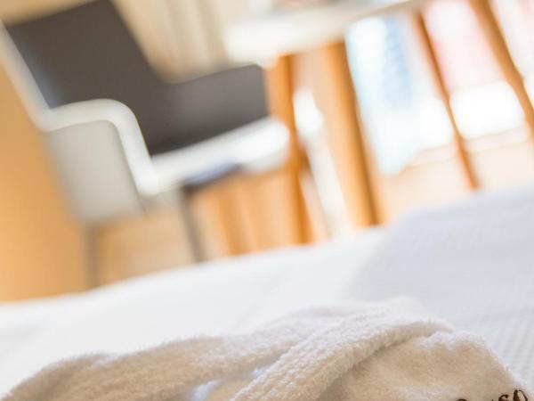 Antico Corso Charme : photo 7 de la chambre chambre double ou lits jumeaux deluxe - vue sur ville