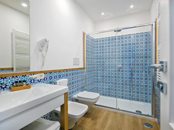 Hotel Miramare : photo 6 de la chambre chambre double ou lits jumeaux deluxe - vue sur mer