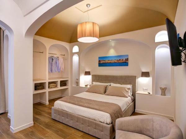 Cuore di Sorrento Suites : photo 1 de la chambre chambre familiale deluxe