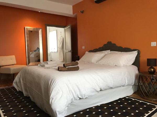 Maison l'épicurienne : photo 7 de la chambre chambre double deluxe - vue latérale sur mer