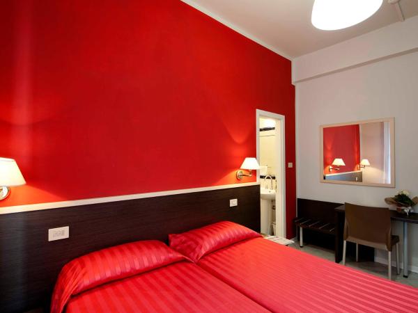 Hotel Moderno : photo 9 de la chambre chambre double ou lits jumeaux