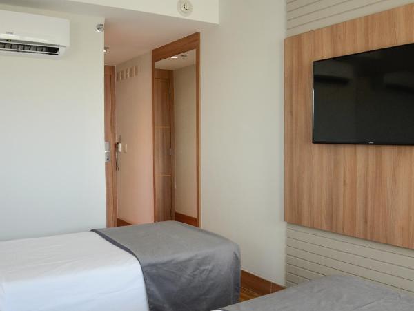 Hotel Atlântico Travel Copacabana : photo 5 de la chambre chambre lits jumeaux standard