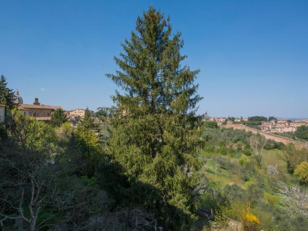 B&B Pantaneto - Palazzo Bulgarini : photo 8 de la chambre chambre familiale (2 adultes et 2 enfants)