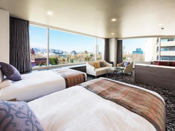HOTEL MYSTAYS Sapporo Nakajima Park : photo 2 de la chambre grande chambre deluxe - vue sur parc - non-fumeurs