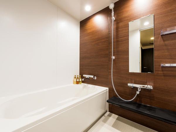 HOTEL MYSTAYS Sapporo Nakajima Park : photo 10 de la chambre chambre familiale de luxe - non-fumeurs 