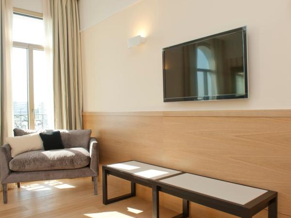 Gran Hotel Sardinero : photo 2 de la chambre hébergement double ou lits jumeaux avec lit d'appoint - vue sur mer