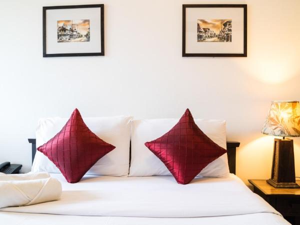 Sakulchai Place : photo 3 de la chambre chambre double ou lits jumeaux supérieure