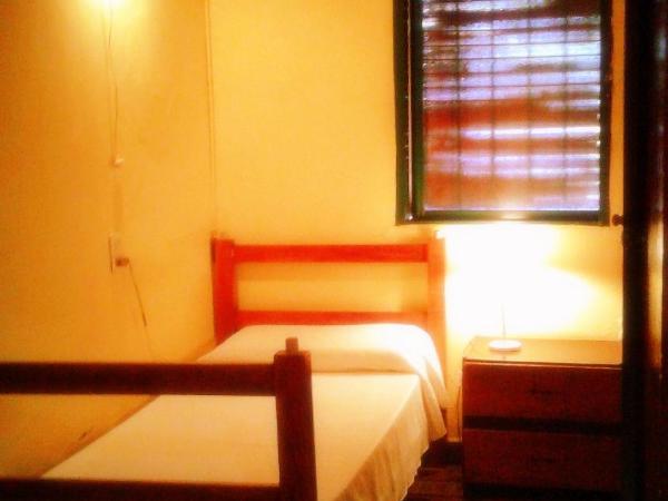 Hostal Yatasto : photo 1 de la chambre chambre triple