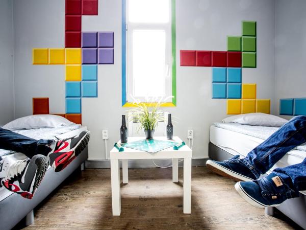 Tetris Sopot : photo 9 de la chambre chambre lits jumeaux avec salle de bains commune