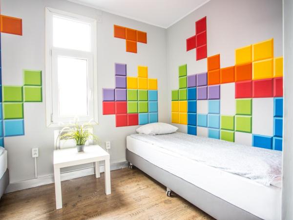 Tetris Sopot : photo 5 de la chambre chambre lits jumeaux avec salle de bains commune
