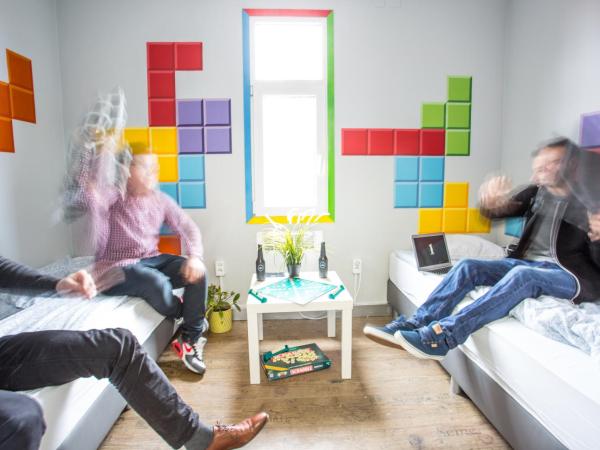 Tetris Sopot : photo 3 de la chambre chambre lits jumeaux avec salle de bains commune