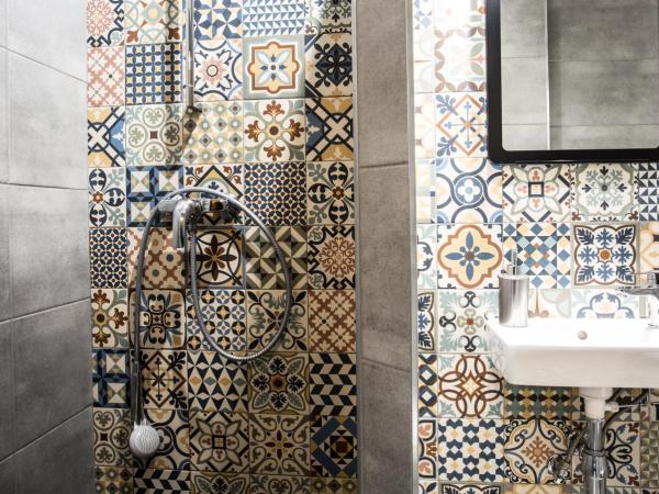 Central Sopot : photo 1 de la chambre chambre triple avec salle de bains commune