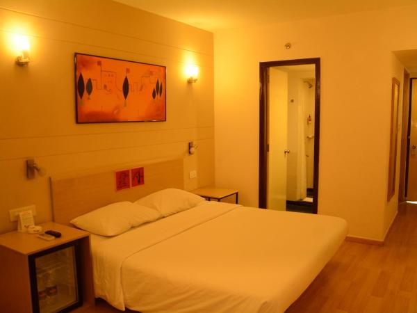 Red Fox by Lemon Tree Hotels, Jaipur : photo 4 de la chambre chambre double ou lits jumeaux affaires