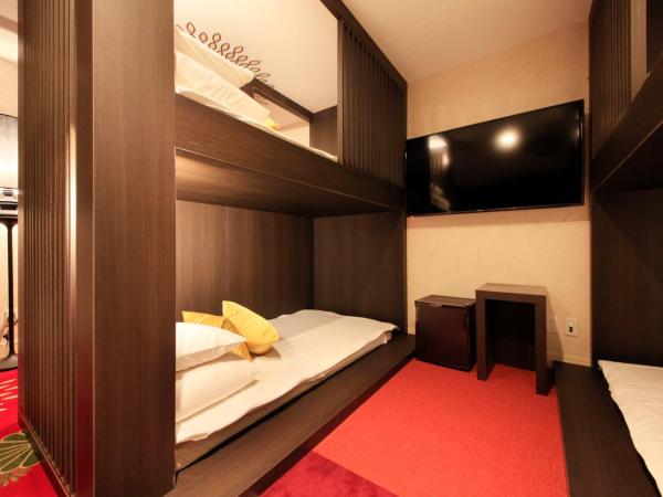 Centurion Hotel Ueno : photo 3 de la chambre chambre familiale de style japonais avec baignoire en plein air - annexe