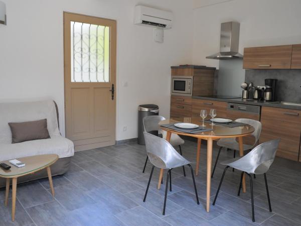 Villa Valflor chambres d'hôtes et appartements : photo 2 de la chambre appartement 1 chambre standard