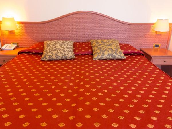 Hotel Principe : photo 4 de la chambre chambre double supérieure - vue sur mer