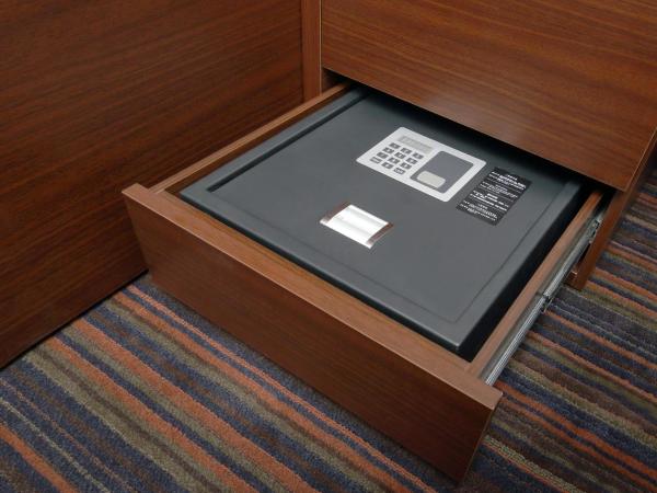 Keio Presso Inn Tokyo Station Yaesu : photo 10 de la chambre chambre double - non-fumeurs