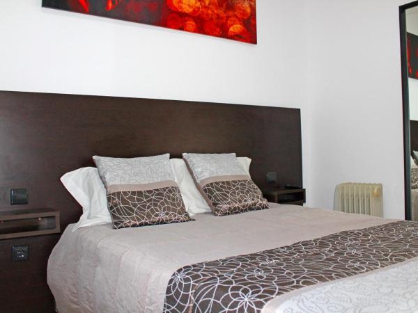 D. Duarte I : photo 7 de la chambre chambre double avec salle de bains commune