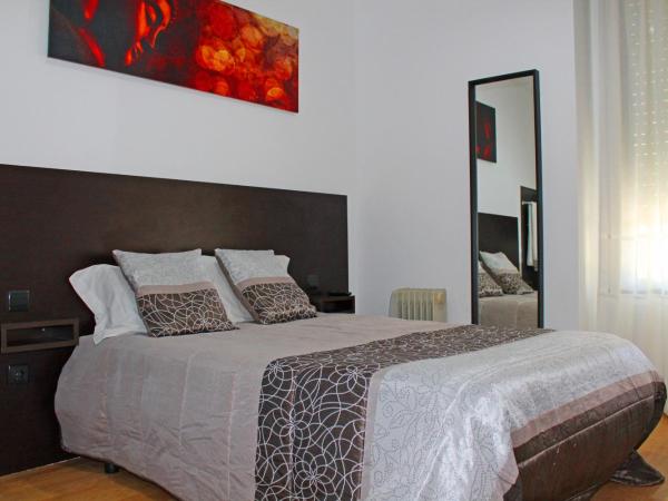 D. Duarte I : photo 1 de la chambre chambre double avec salle de bains commune