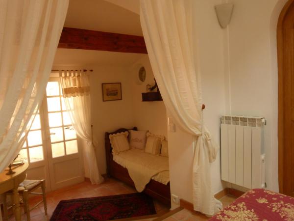 Le Bastidon Saint-Michel : photo 2 de la chambre chambre double supérieure