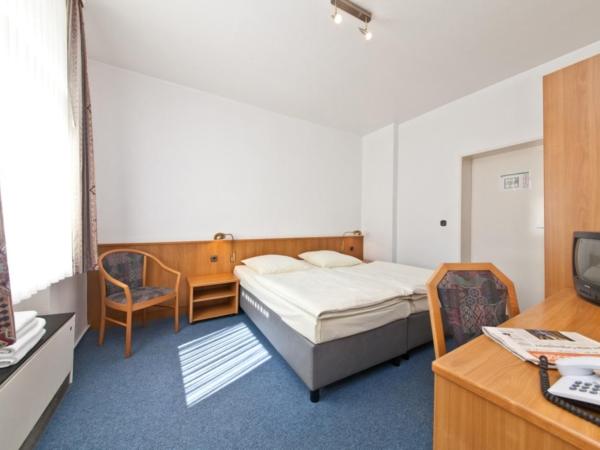 Centrum Hotel Commerz am Bahnhof Altona : photo 7 de la chambre chambre double