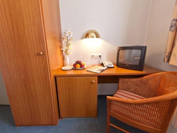 Centrum Hotel Commerz am Bahnhof Altona : photo 3 de la chambre chambre simple