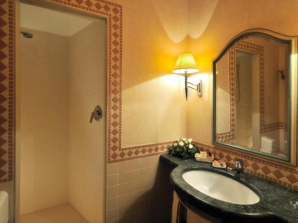 Perugia Plaza Hotel : photo 2 de la chambre chambre double ou lits jumeaux Économique