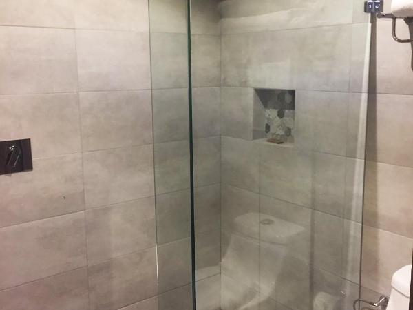 Hotel Real Maestranza : photo 9 de la chambre chambre lit king-size standard