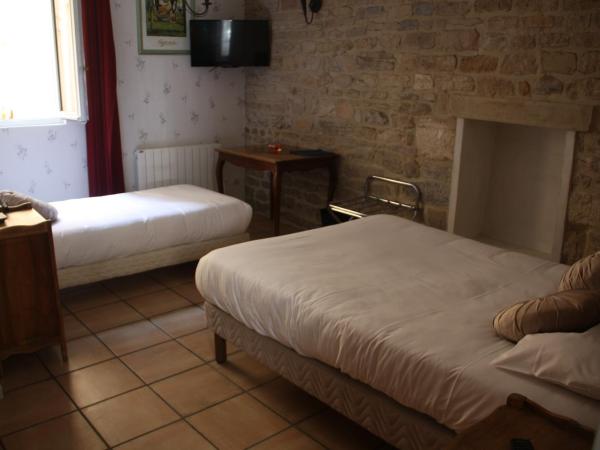 Hôtel République : photo 3 de la chambre chambre triple
