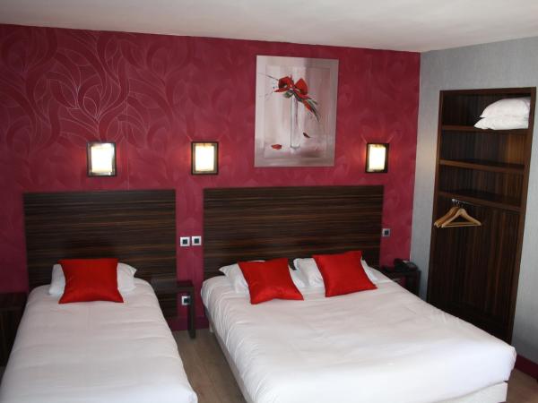 Hôtel République : photo 2 de la chambre chambre triple