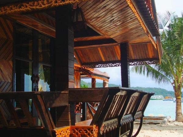 Phi Phi Sand Sea View Resort : photo 8 de la chambre bungalow - côté plage
