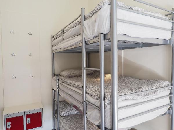 The Hostel : photo 4 de la chambre chambre privée 6 lits