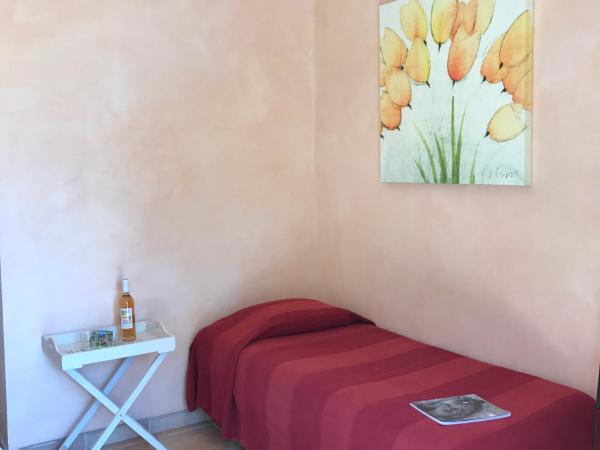 Le Mazet des Mûres : photo 3 de la chambre chambre triple