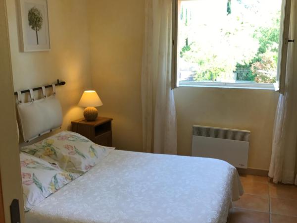 Le Mazet des Mûres : photo 4 de la chambre chambre double