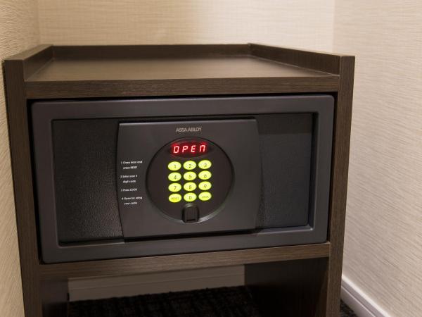 Premier Hotel CABIN PRESIDENT Osaka : photo 9 de la chambre chambre lit queen-size - non-fumeurs