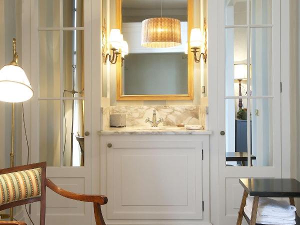 Antica Torre Tornabuoni : photo 5 de la chambre chambre de luxe double ou lits jumeaux avec baignoire spa