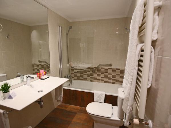 Gran Hotel España : photo 6 de la chambre chambre double ou lits jumeaux