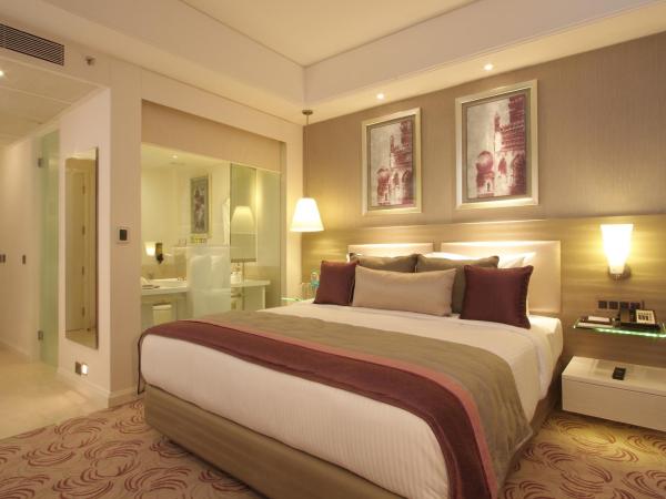 Radisson Hyderabad Hitec City : photo 8 de la chambre chambre supérieure