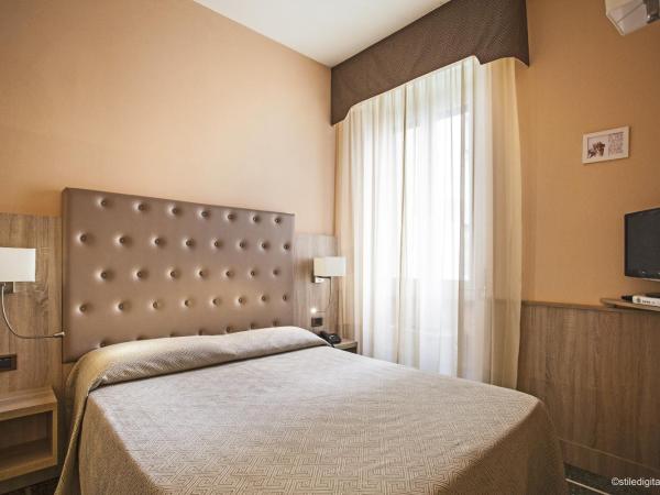 Hotel La Pace : photo 2 de la chambre chambre triple
