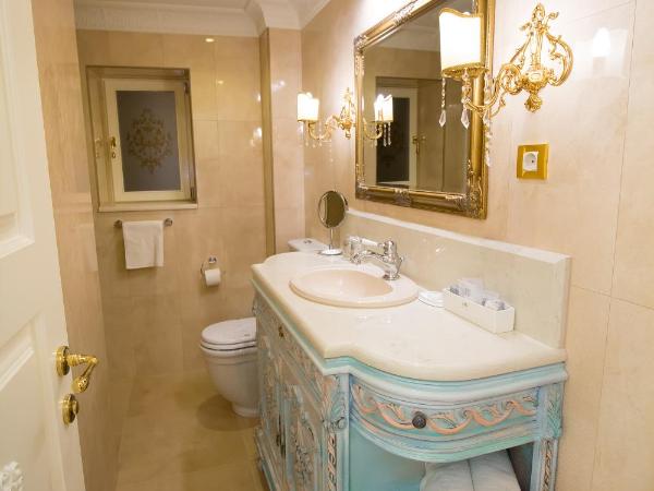 Palazzo Venezia-Adults Only : photo 3 de la chambre chambre deluxe double ou lits jumeaux