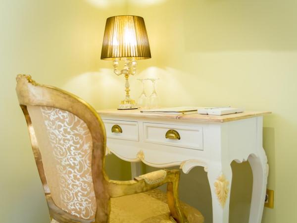 Palazzo Venezia-Adults Only : photo 6 de la chambre chambre double ou lits jumeaux deluxe avec balcon