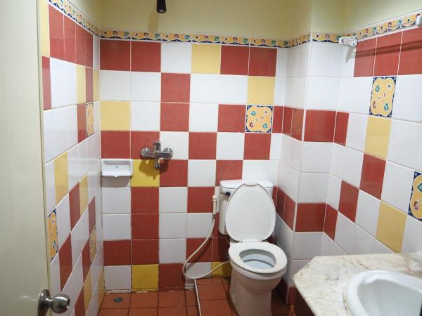 Ocean View Resort : photo 9 de la chambre chambre double ou lits jumeaux standard avec climatisation