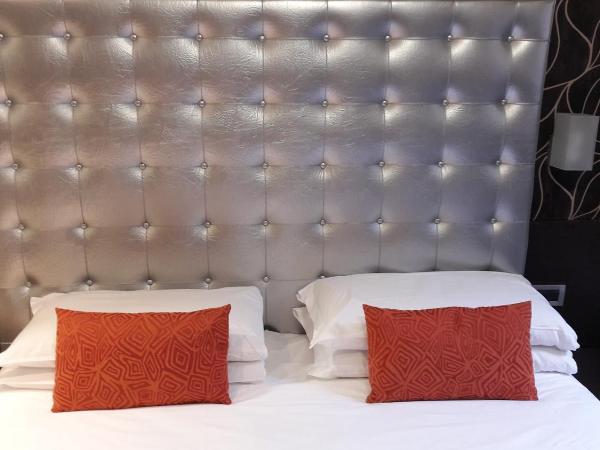 Hotel Piacenza : photo 4 de la chambre chambre double