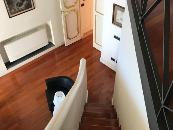 B&B Palazzo Conforti : photo 7 de la chambre chambre double avec balcon