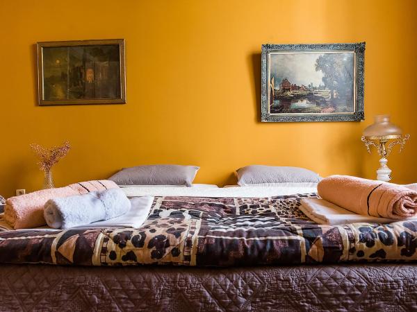 Athens Quinta : photo 4 de la chambre chambre double standard avec salle de bains commune