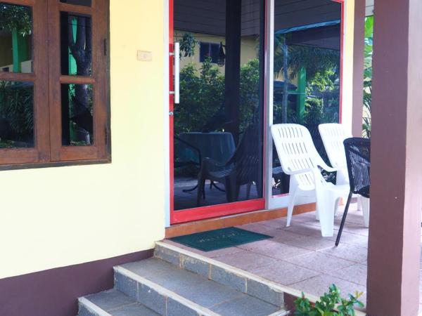 Ocean View Resort : photo 5 de la chambre bungalow - vue sur jardin