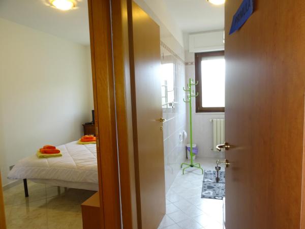 Home Sweet Home : photo 9 de la chambre chambre double avec salle de bains privative
